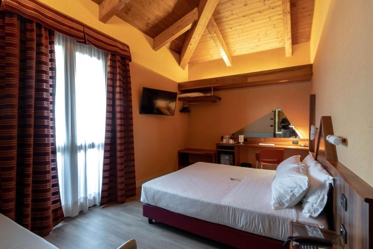La Villa - Sure Hotel Collection By Best Western Ivrea Exterior photo