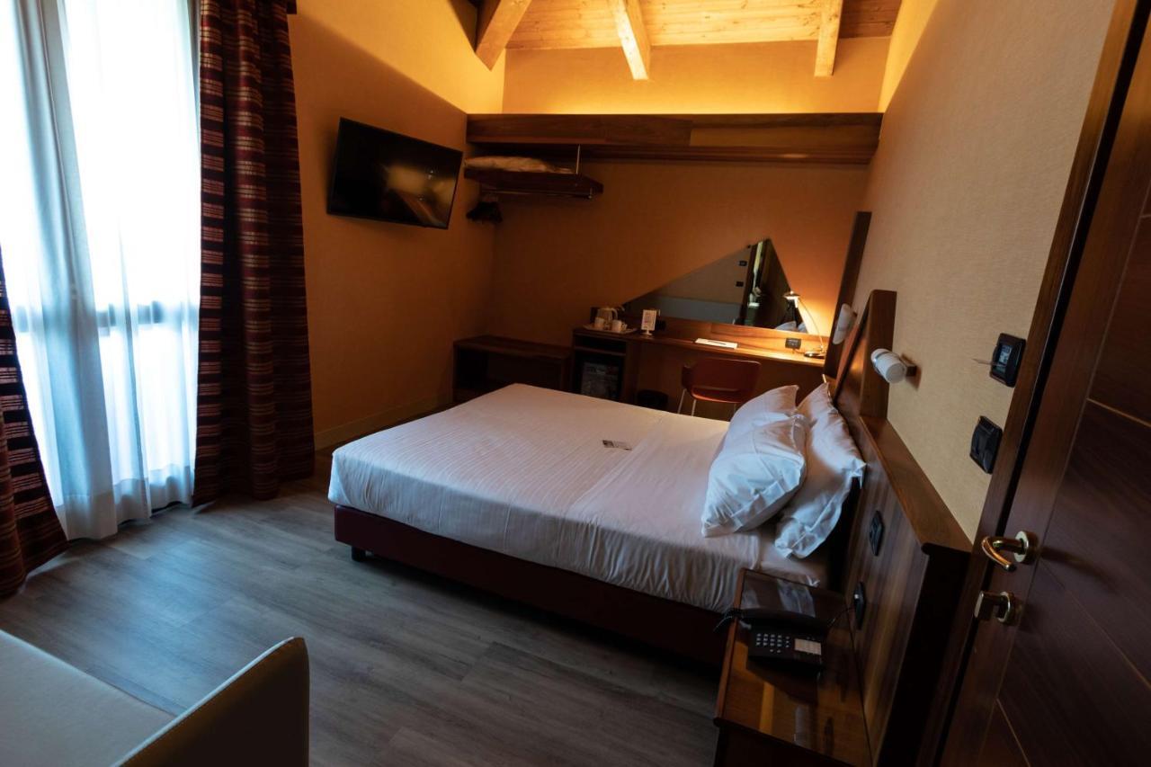 La Villa - Sure Hotel Collection By Best Western Ivrea Exterior photo
