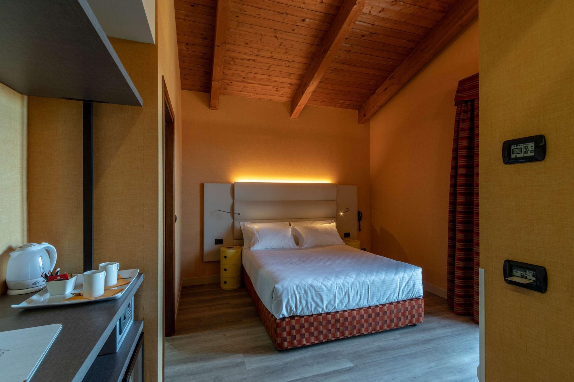 La Villa - Sure Hotel Collection By Best Western Ivrea Exterior photo