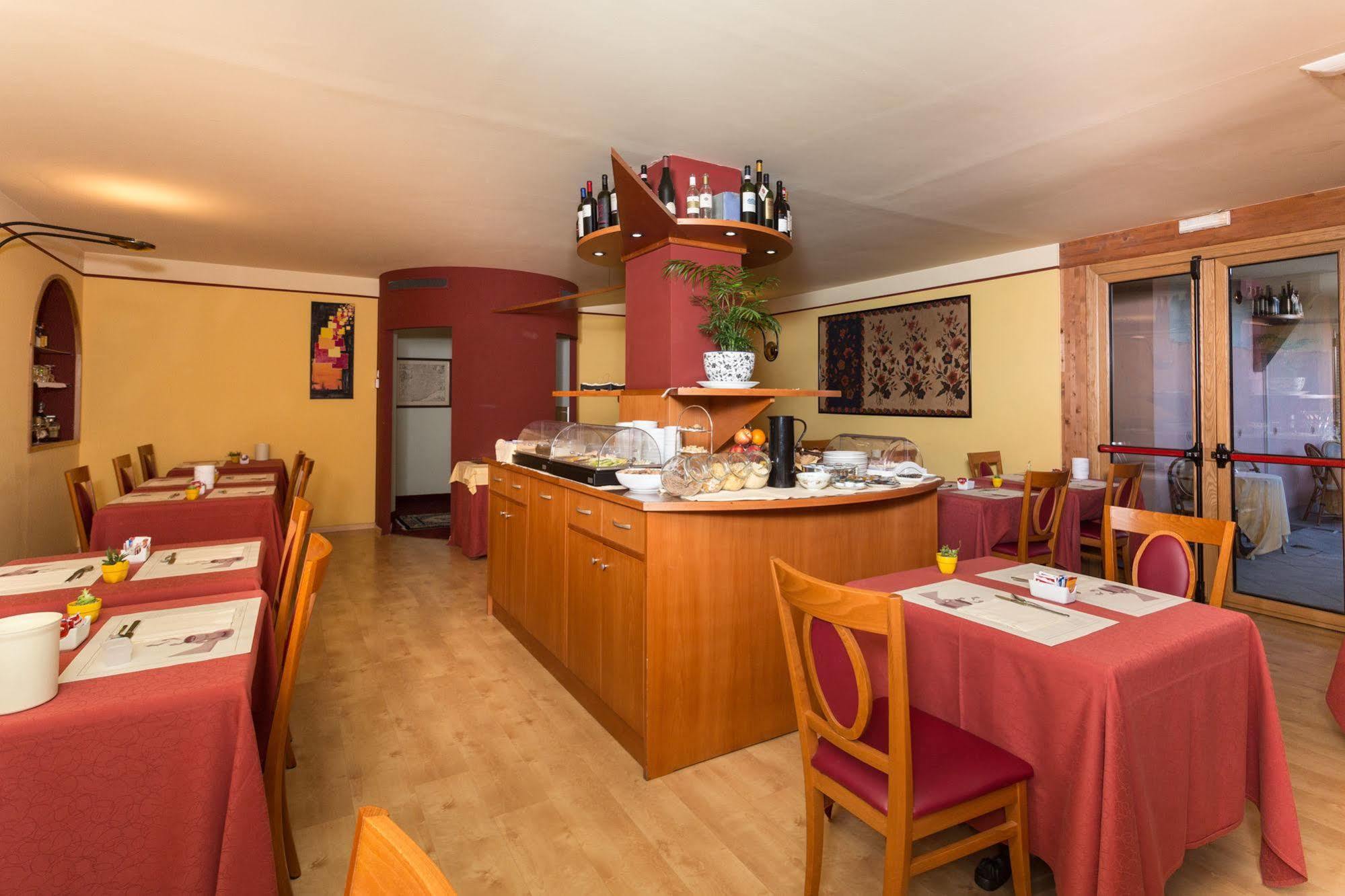 La Villa - Sure Hotel Collection By Best Western Ivrea Exterior photo